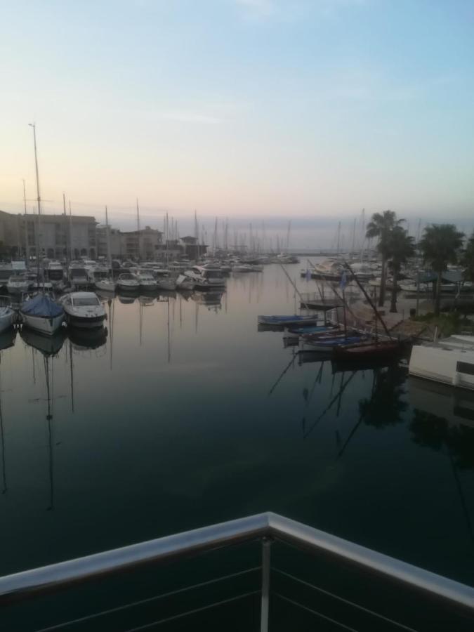 Sur Le Quai De Port Frejus 아파트 외부 사진