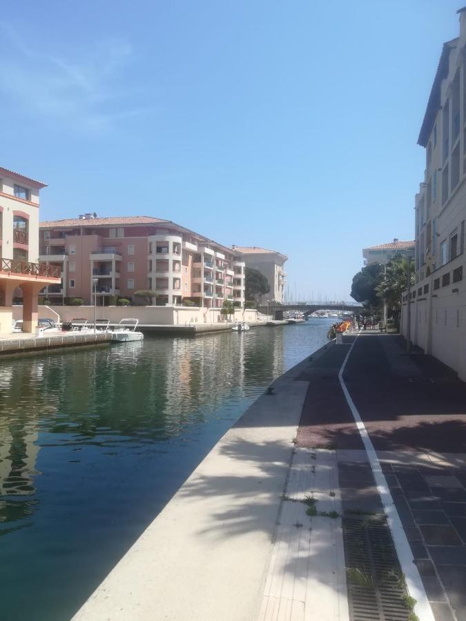 Sur Le Quai De Port Frejus 아파트 외부 사진
